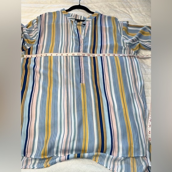 *WOMEN'S Zac & Rachel Button up Top Large - Picture 4 of 6